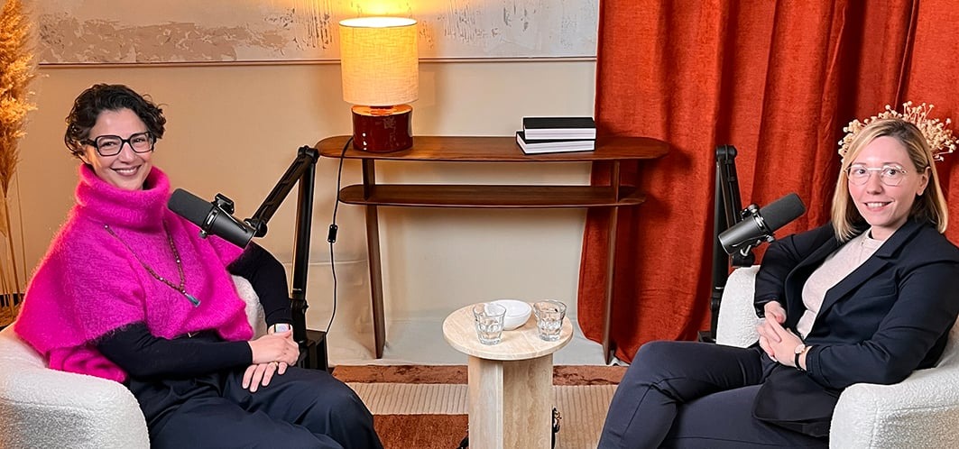 Sonia avec Deborah Donnier - podcast "Singuliers" (54,2 k abonnés)